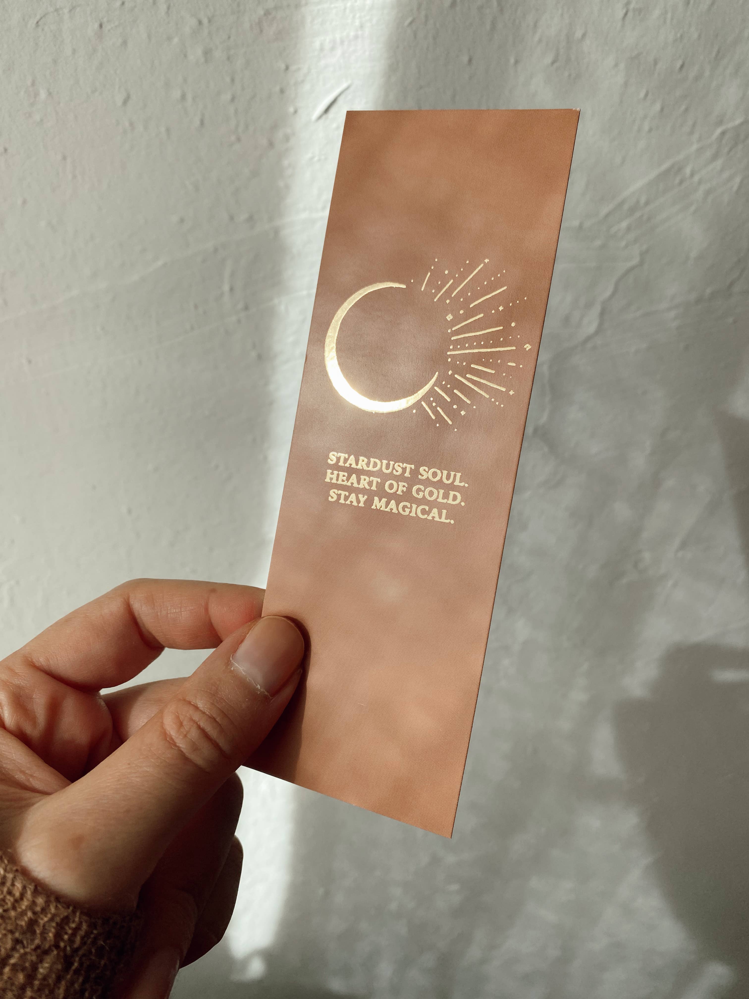 Lesezeichen „Stardust Soul, Heart of Gold“ mit goldener Folie – Geschenkanhänger