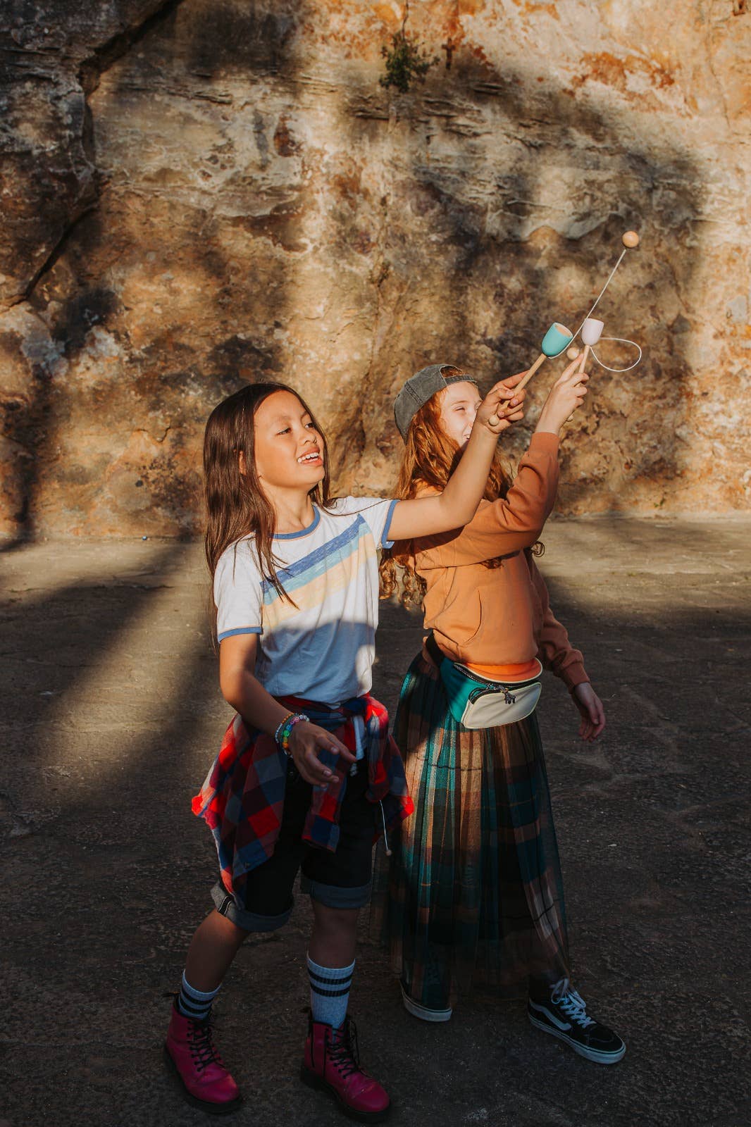 Becher und Ball - Kinderspielzeug: Minze